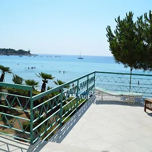 Casa Vacanze Via Taormina 8 , Fontane Bianche Italia
